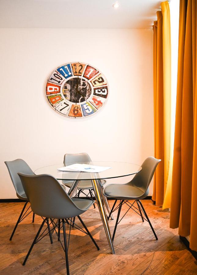 Elegant Apartment Westbahnhof Вена Экстерьер фото